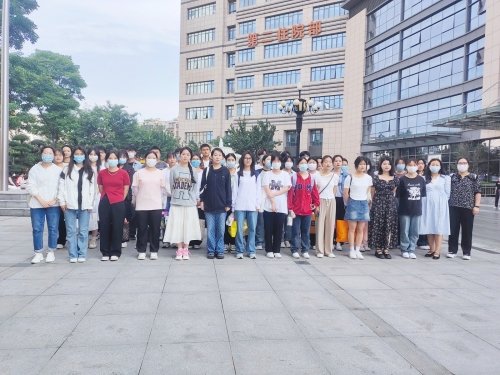 继续浏览两者都保留在站内即可形成完整